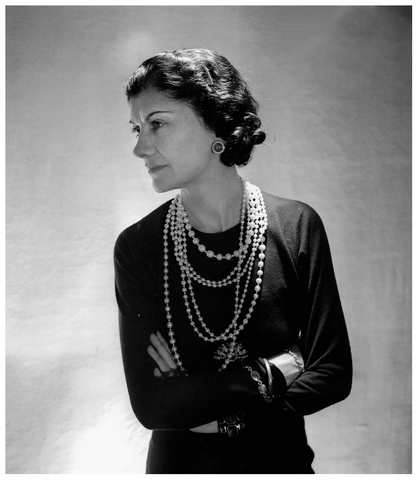 Petite-and-so-what-le-vetement-libere-la-femme-coco-chanel