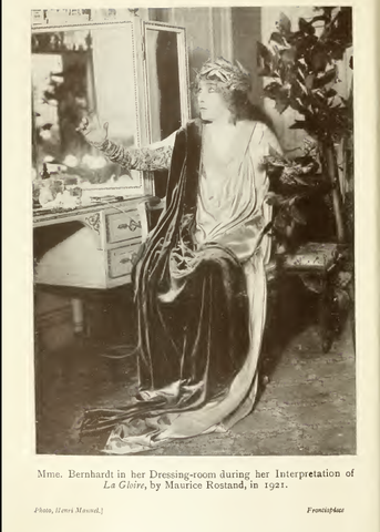 Sarah-bernhardt-femme-petite-icone-portrait-inspirant-mode-artiste