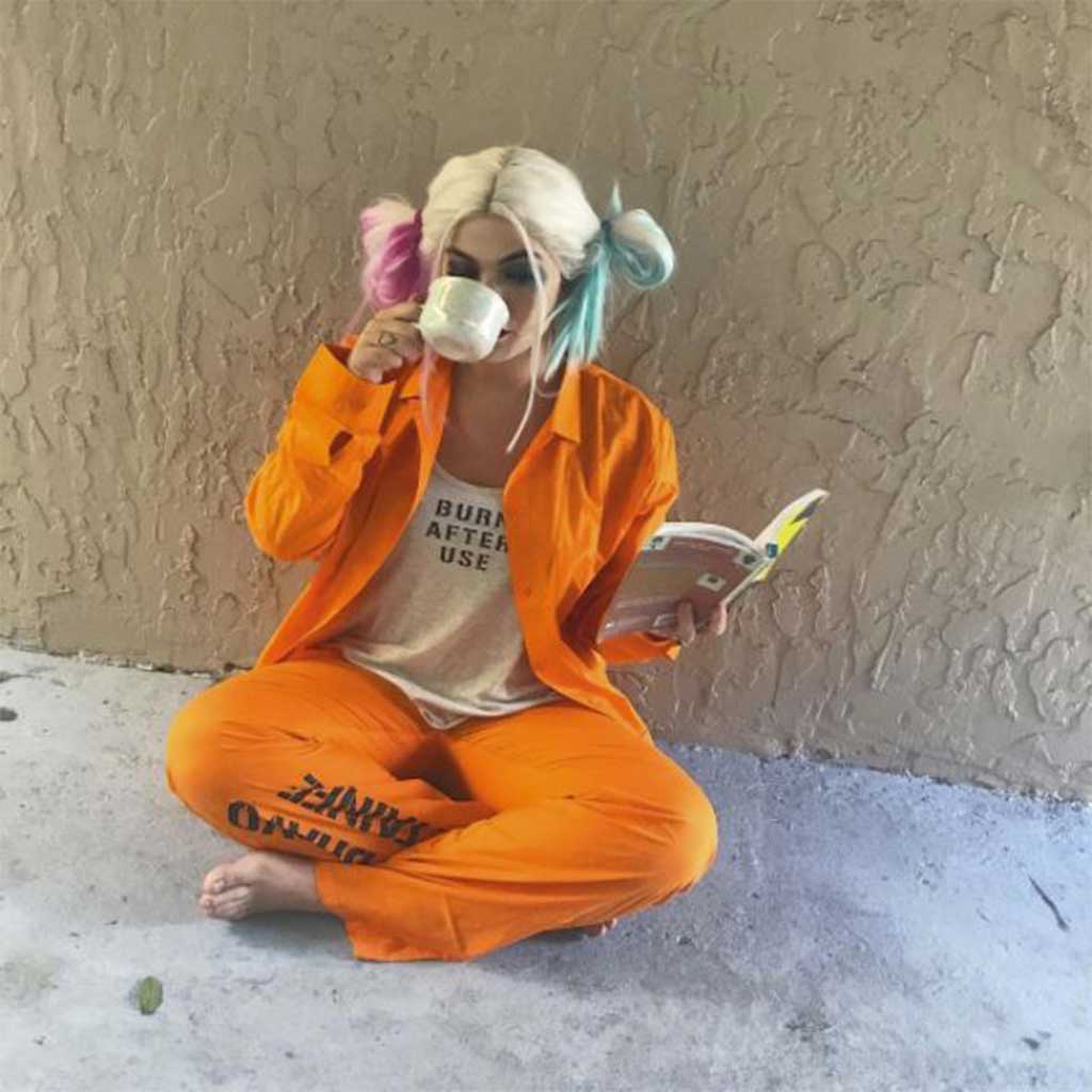 Harley Quinn Detainee Costume Set Girl 9