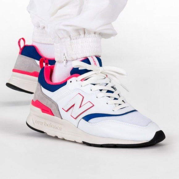 new balance sneaker 10