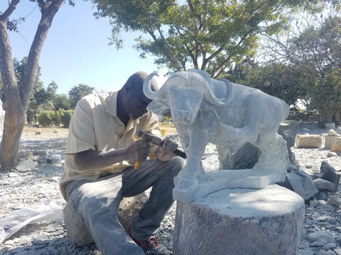 Stone artist and stone sculptor Taurai Maisir.i