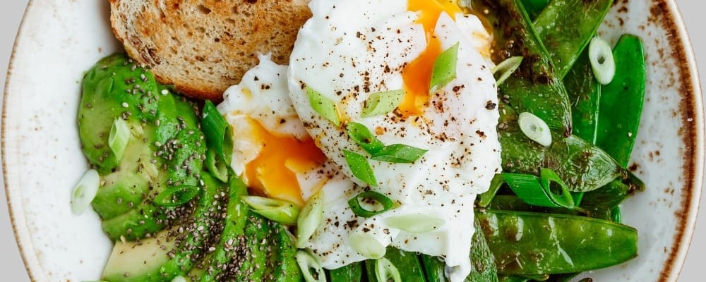 assiette aliments fibres proteines