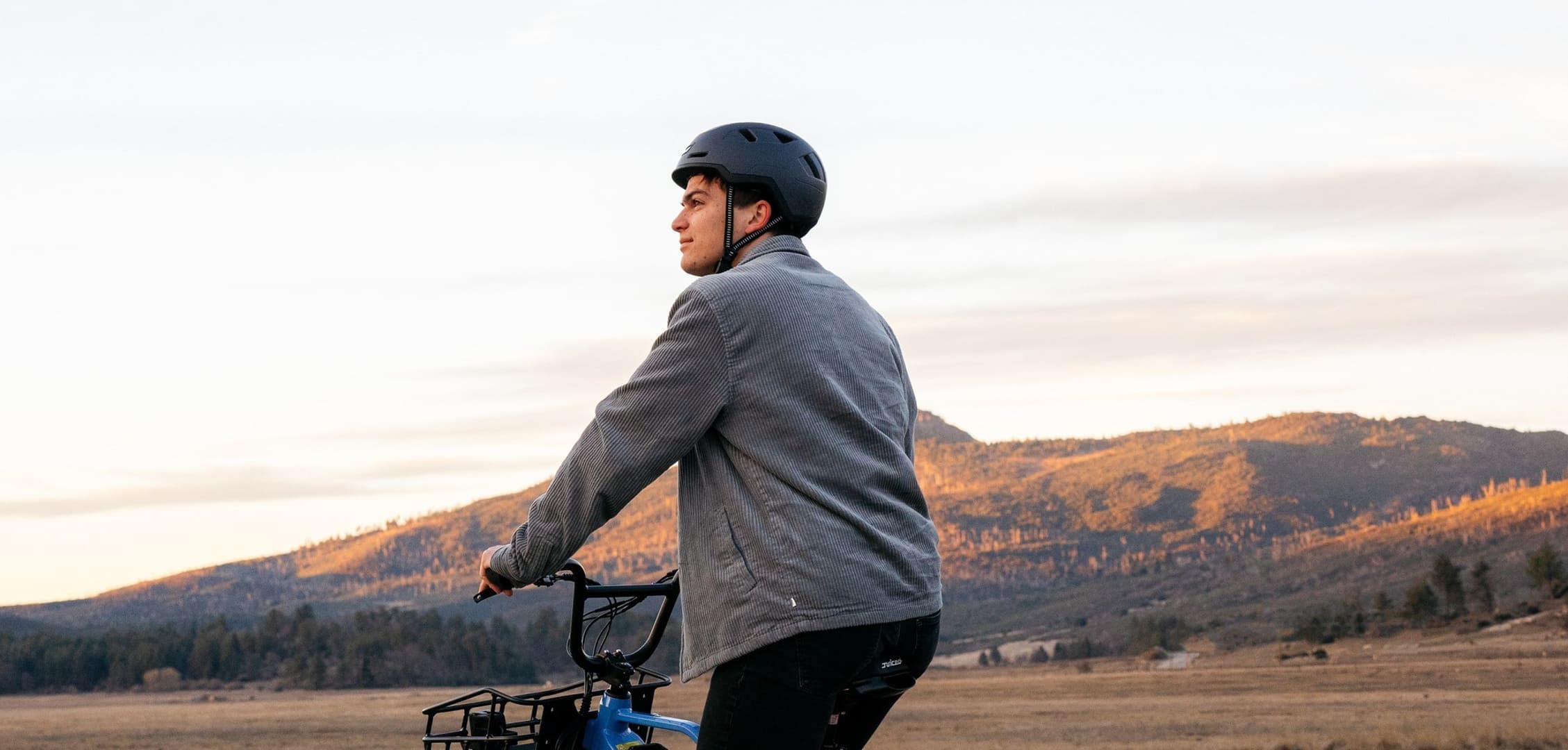 Xnito eBike Helm schöne Landschaft USA