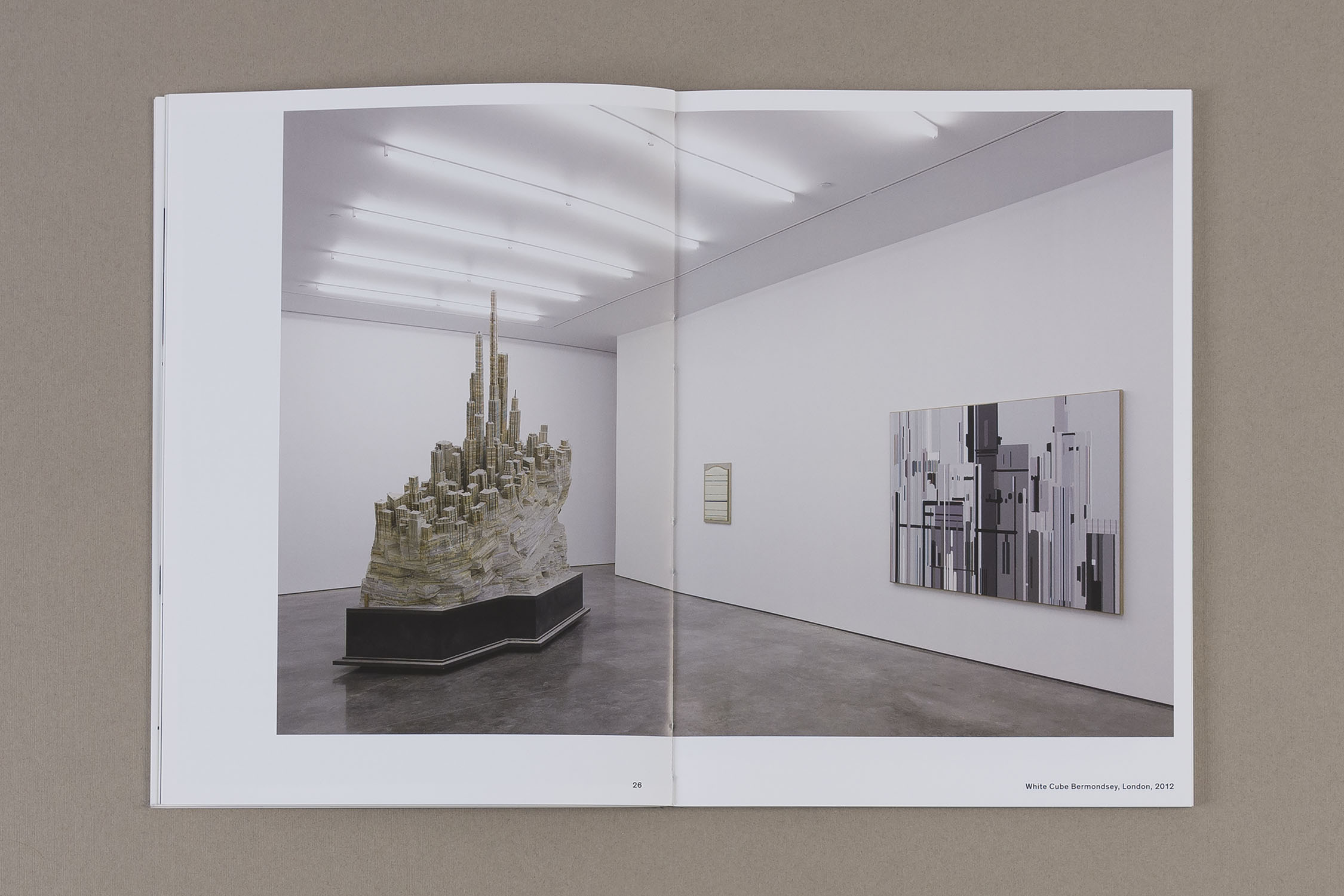 Liu Wei ‘Inside the White Cube’ (2012)