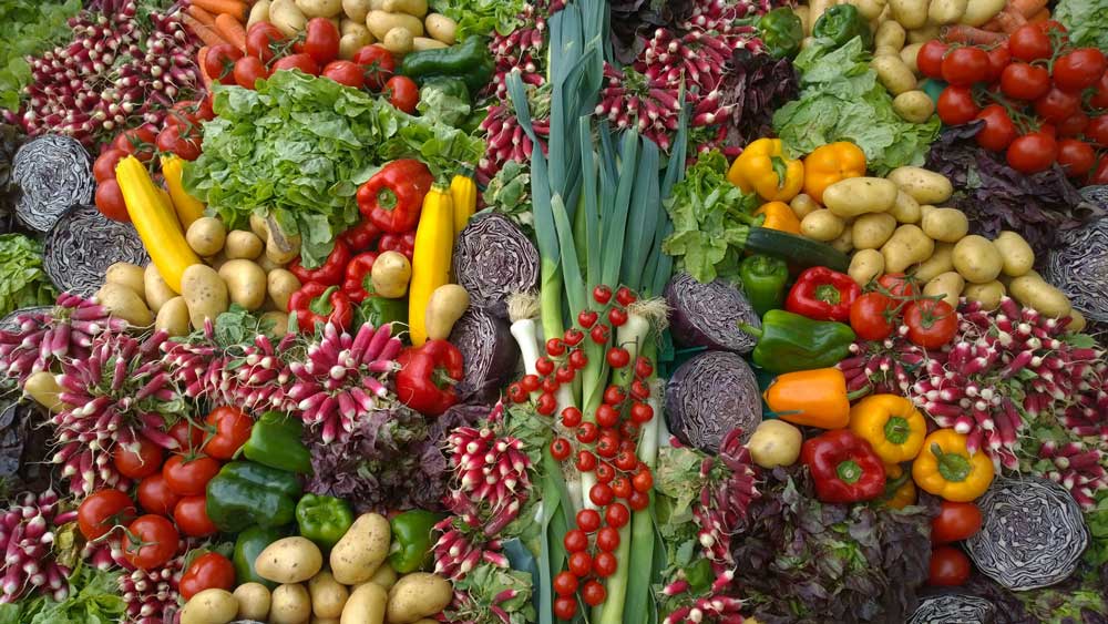 33fuel cancer causes we can control - vegetables fight cancer