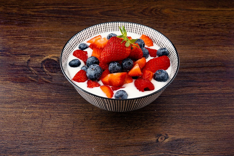 how to keep fit on family holiday - fruit and yoghurt