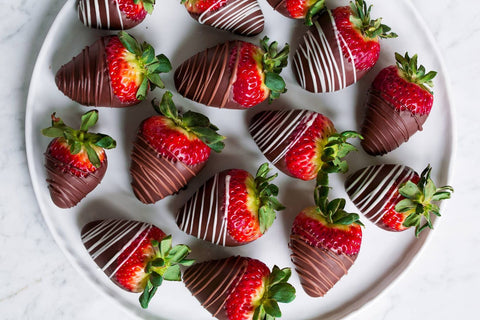 Plate of Chocolate Covered Strawberries