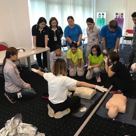 first aid cpr aed training course at the workplace