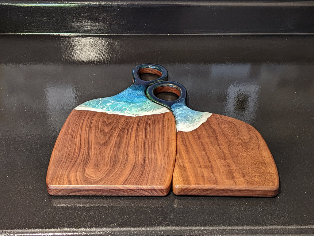 2 in 1: beautiful wood chopping boards & decoration element #wood  #kitchenwoodkit #designinspiration