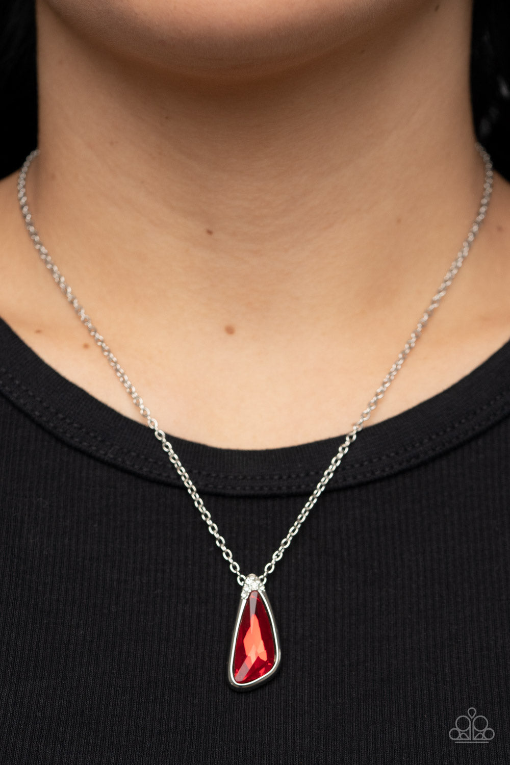 Envious Extravagance - Red - Paparazzi