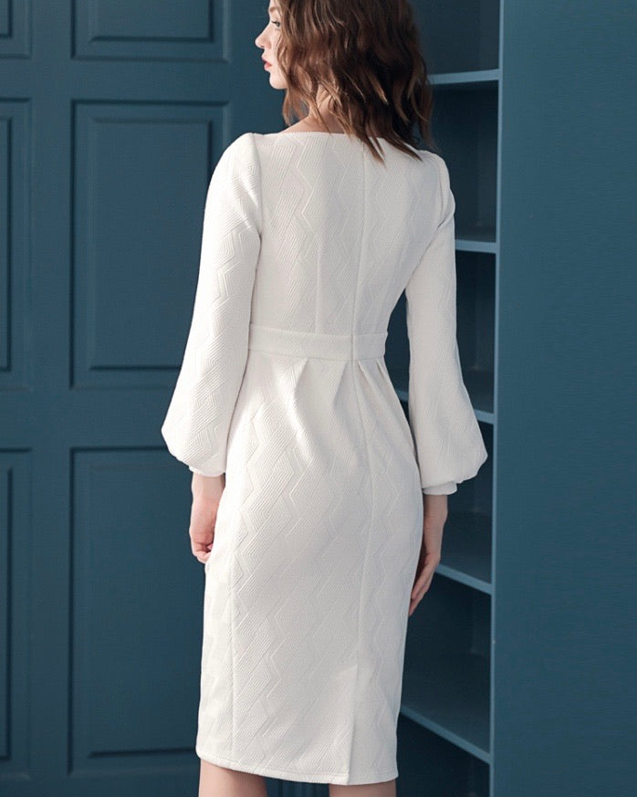【美品】ELNIQUE X型ラインホワイトタイトドレス Sサイズ