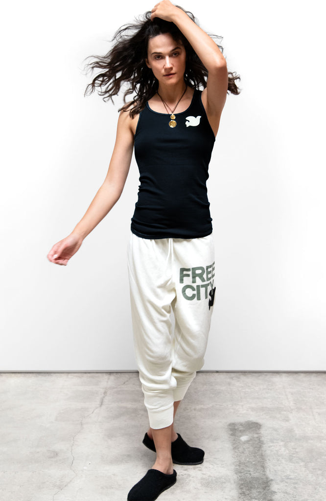 FREECITYlarge 3/4 sweats - bush – FREECITYsupershop