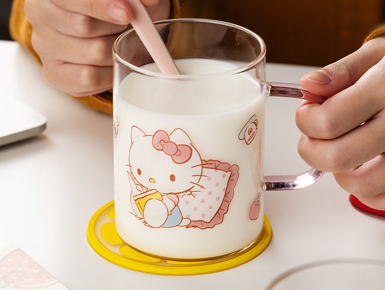 Hello Kitty Glass Cup – CraftyNurseGomez