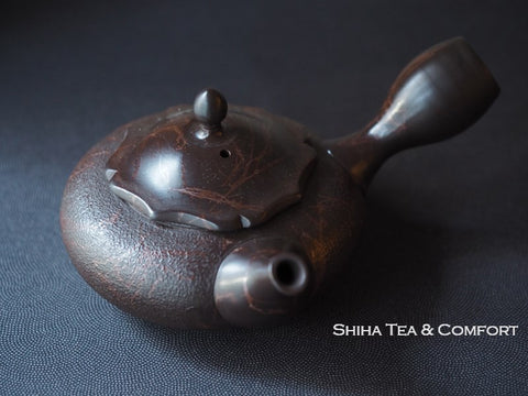 KOSHIN  Persimmon Black Red Marble Seaweed Flat Teapot (Iron Teapot texture） 香臣柿大理石 （Made in Tokoname Japan）