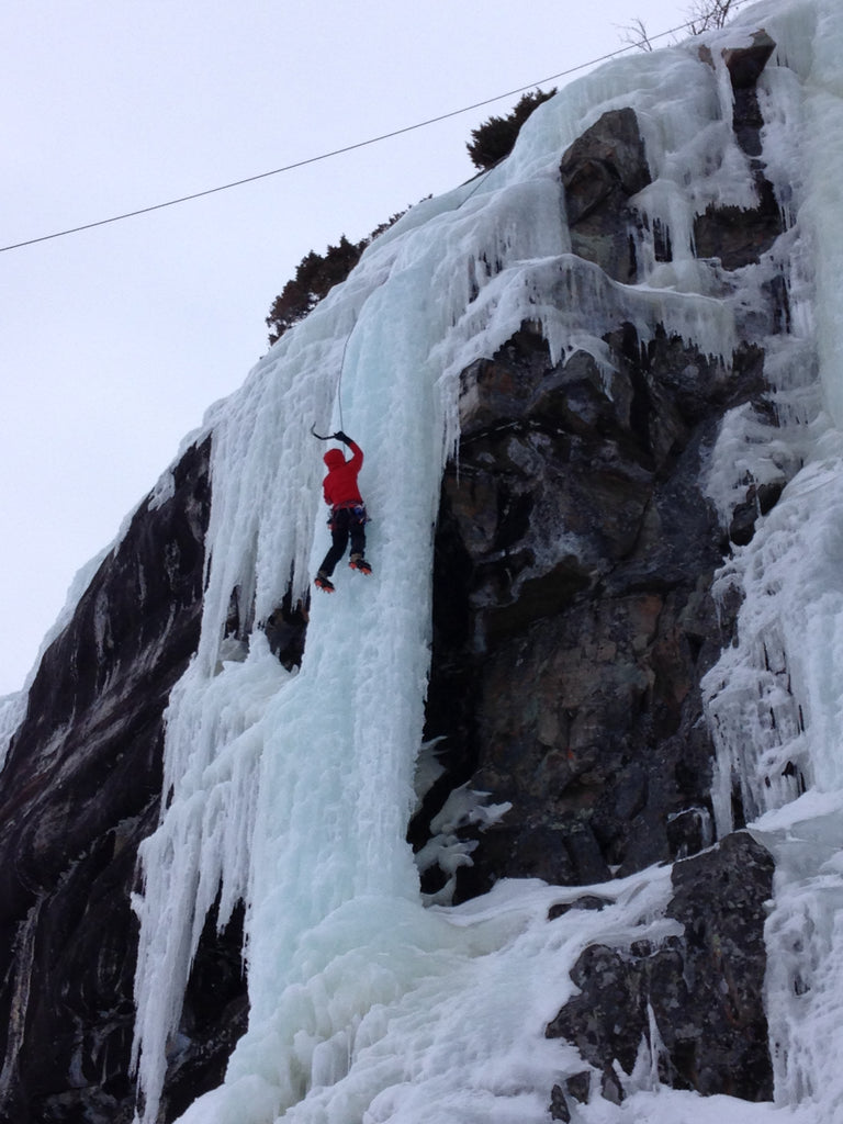 Toproping the pillar at Granary Lake in Algoma