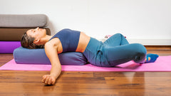 Comment utiliser un Bolster de Yoga ? Guide d'utilisation avec 20