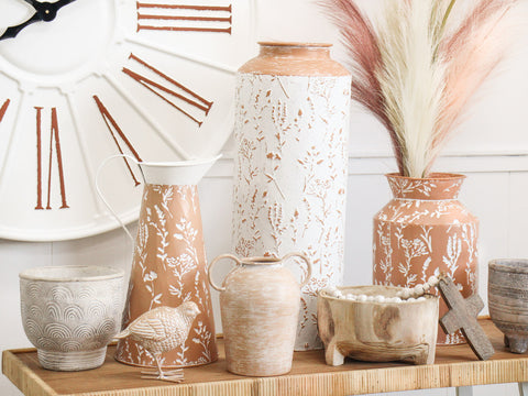 natural textured decor for autumn styling