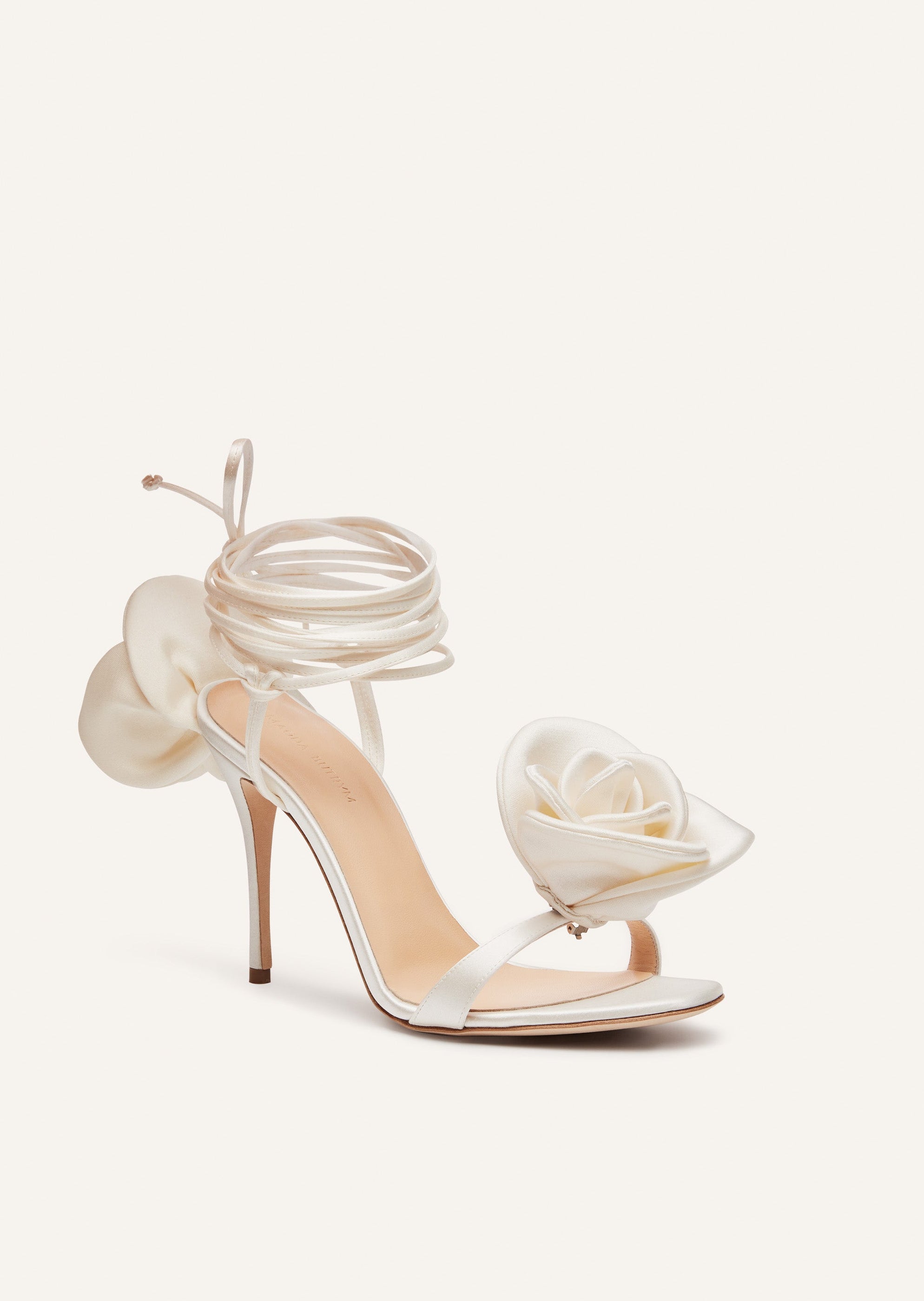 RE23 FLOWER SHOES IVORY SATIN