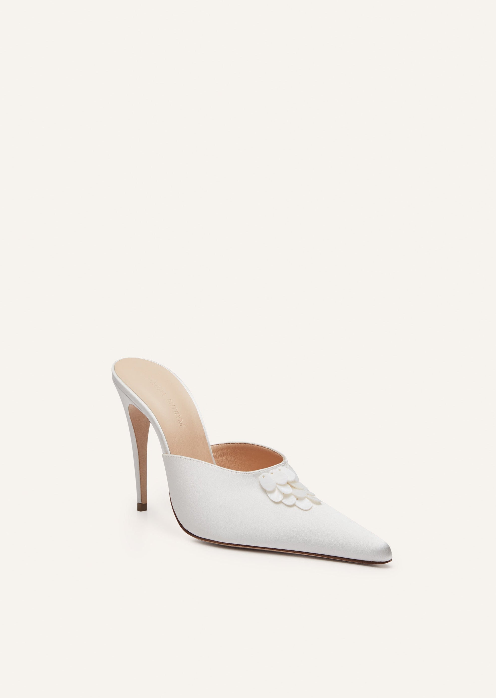 SS24 HIGH MULES SATIN PEARLS CREAM