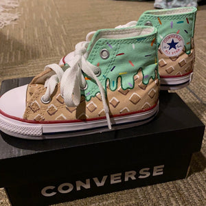 Ready to ship | mint ice cream converse toddler size 7 With love,