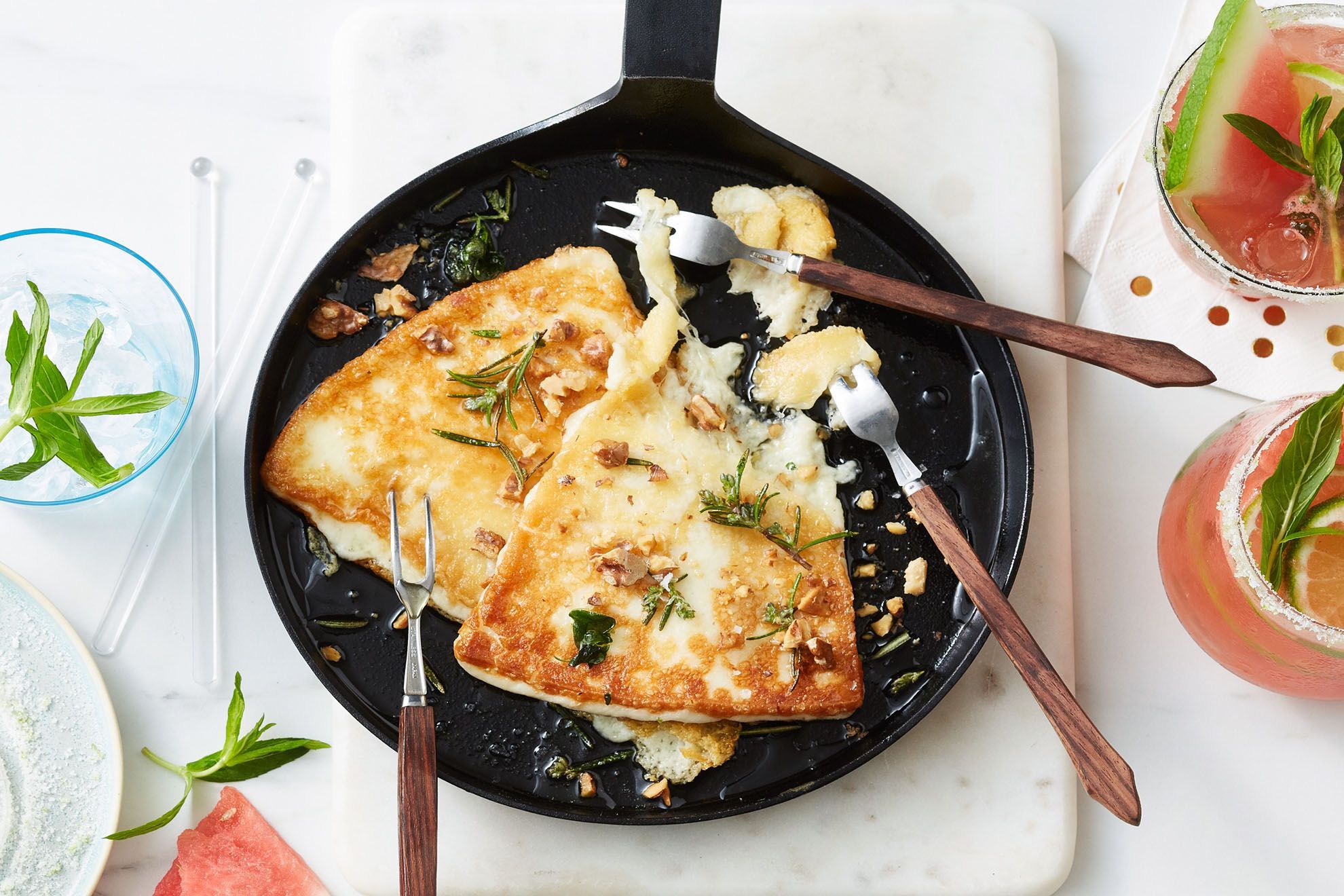 Saganaki, die traditionelle Vorspeise der griechischen Küche