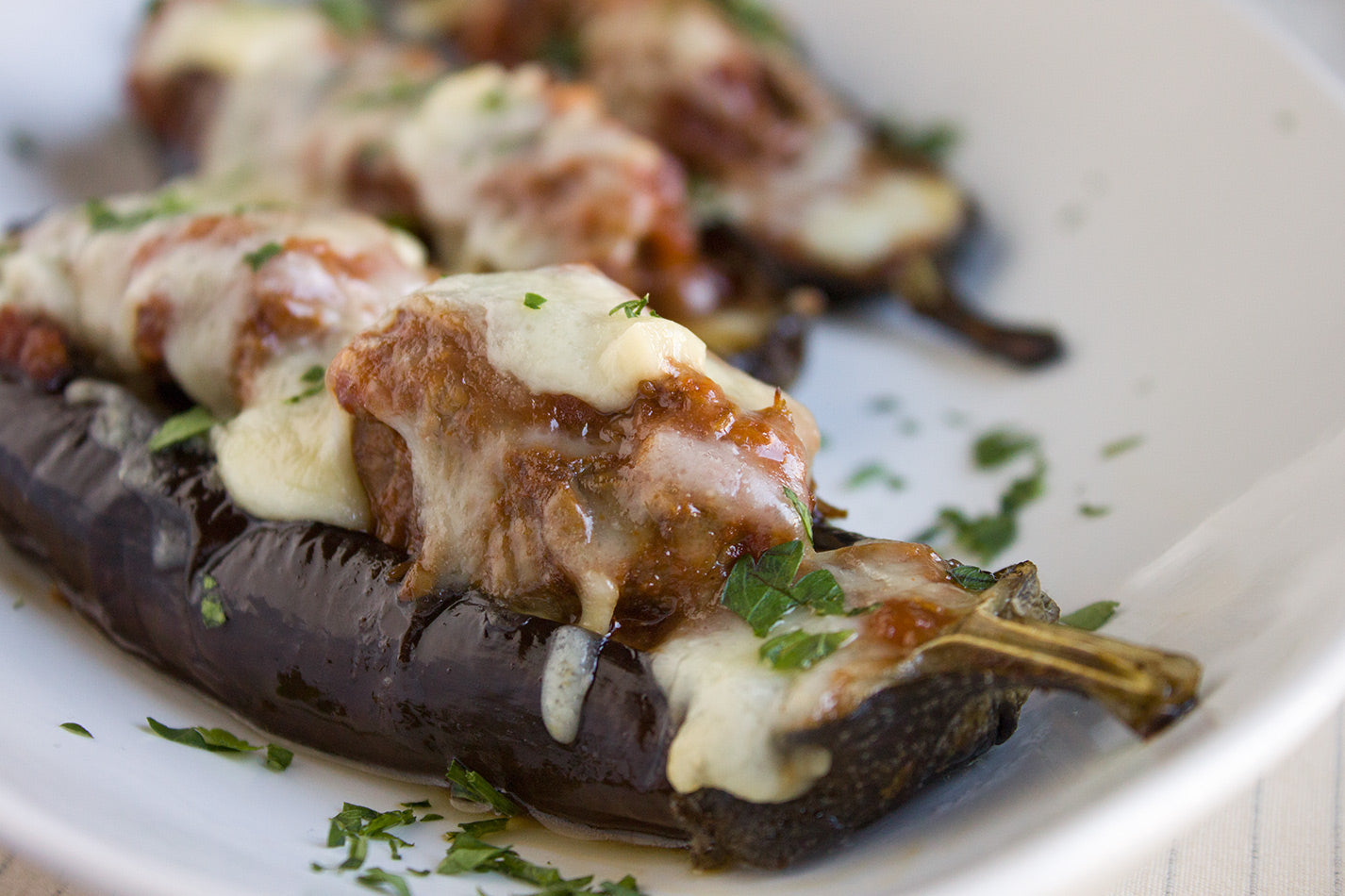 Naxos e le meravigliose melanzane al forno con carne  