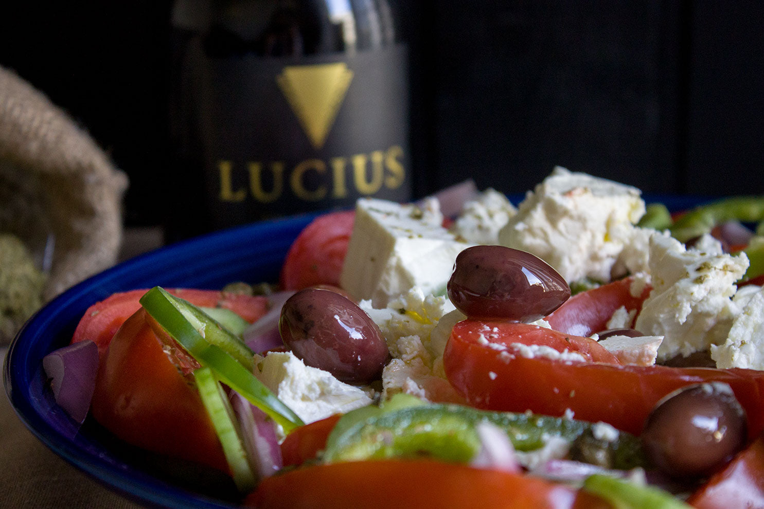 Authentic Greek salad recipe, easy to prepare