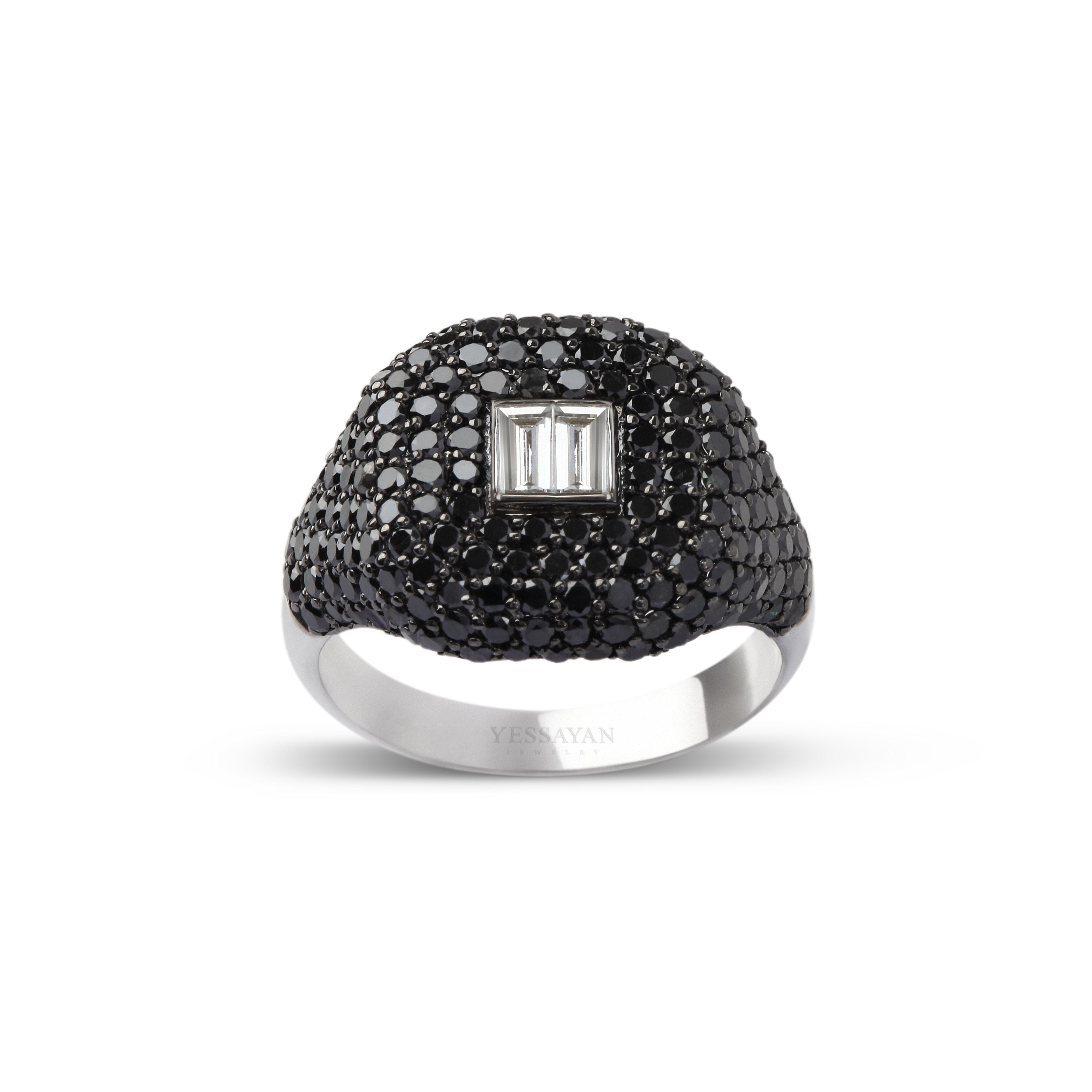 balkon hypothese converteerbaar Black Diamond & Diamond Signet Ring | Buy Rings Online – YESSAYAN.com