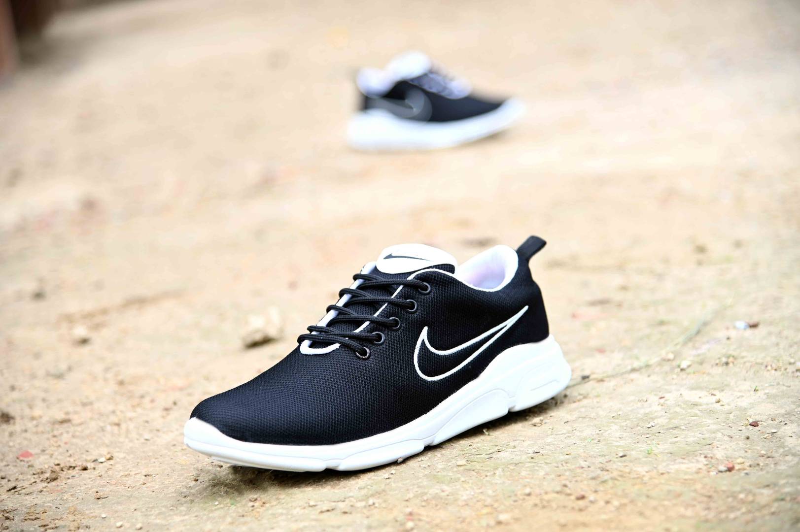 nike ultra lite