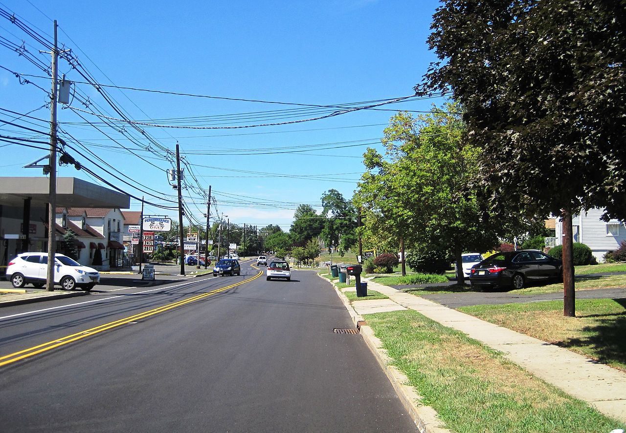 Haus and Hues in Bradley Gardens