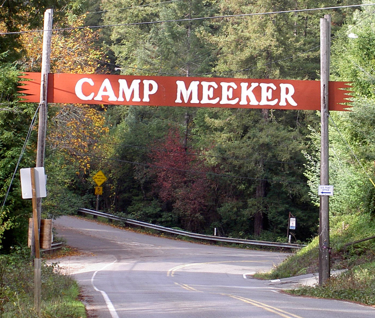 Haus and Hues in Camp Meeker