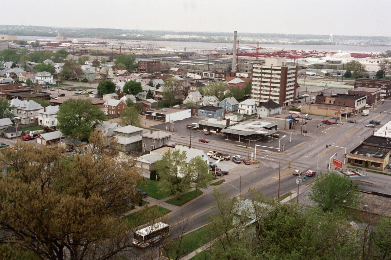 Haus and Hues in East Moline