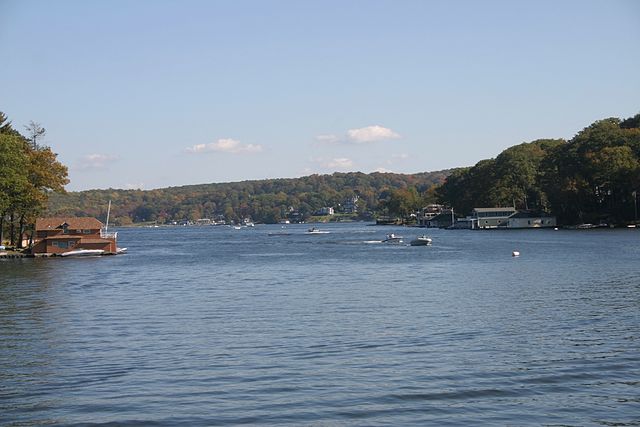 Haus and Hues in Hopatcong