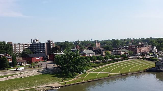 Haus and Hues in Jeffersonville