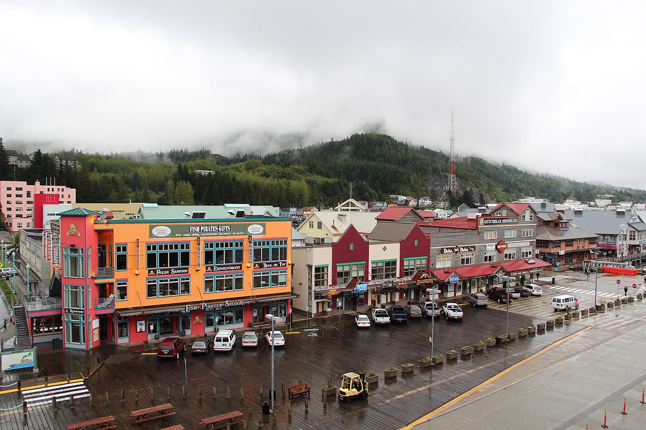 Haus and Hues in Ketchikan