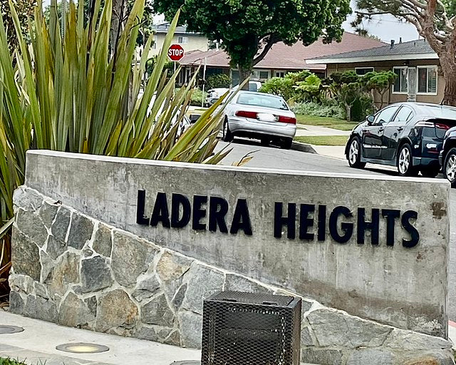 Haus and Hues in Ladera Heights