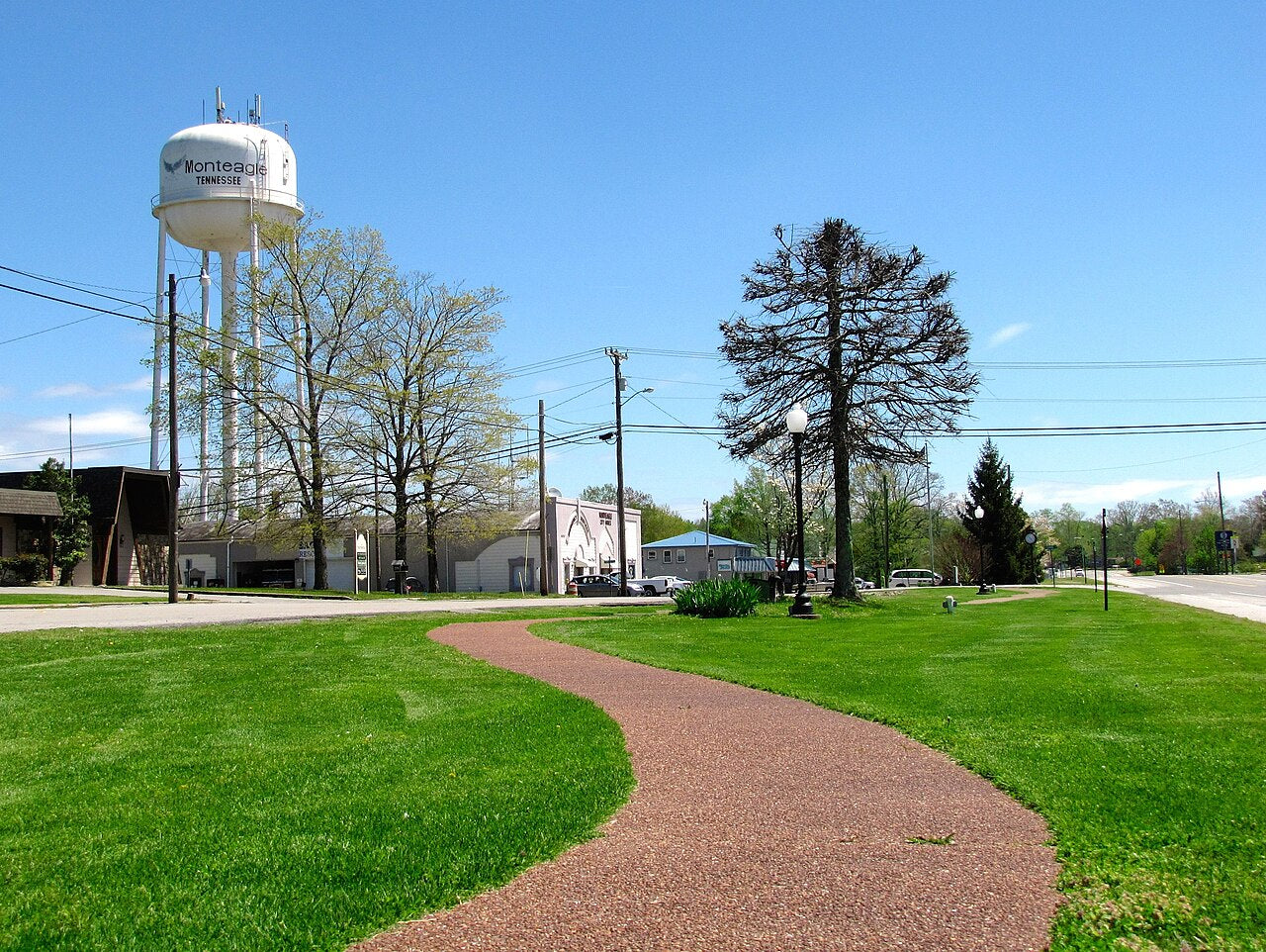 Haus and Hues in Monteagle