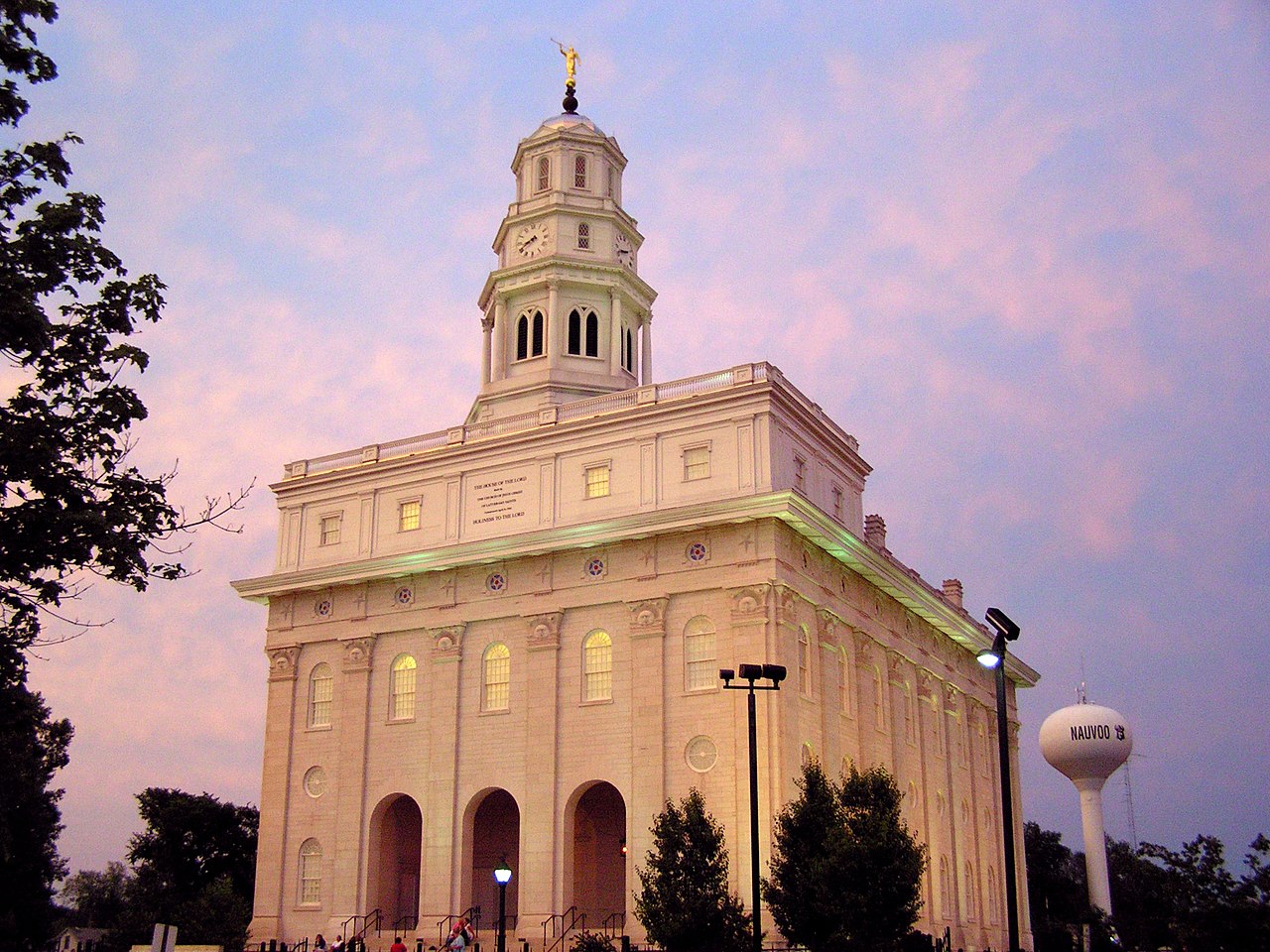 Haus and Hues in Nauvoo