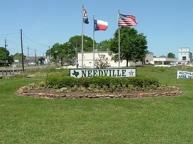 Haus and Hues in Needville