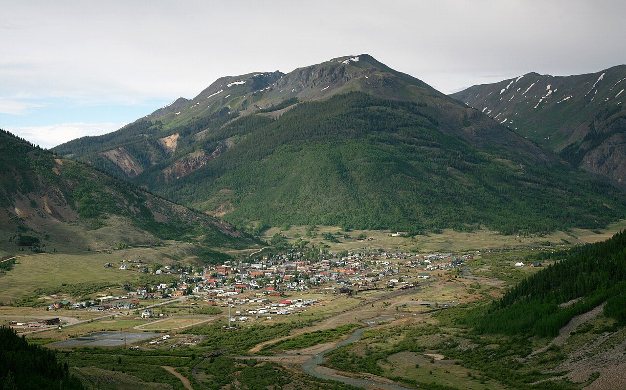 Haus and Hues in Silverton