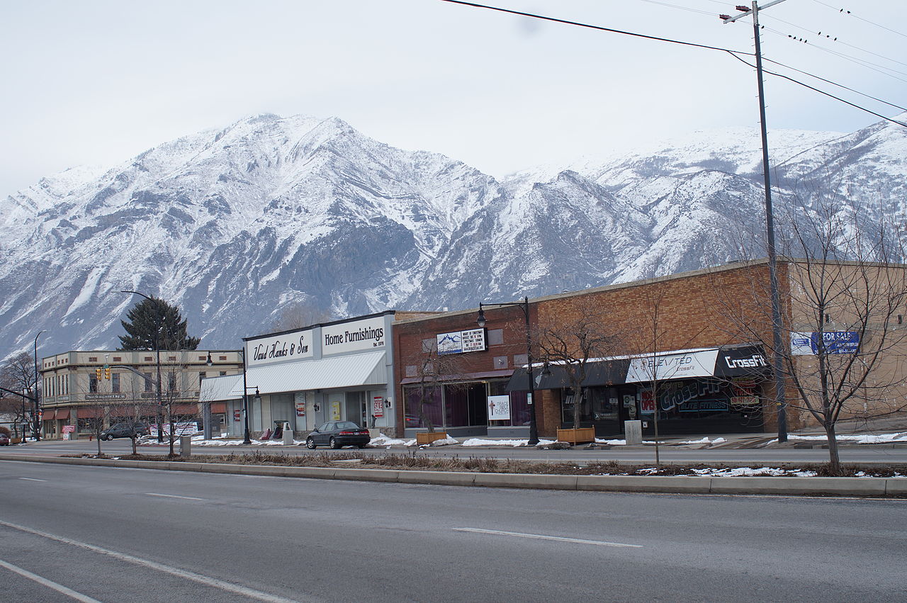 Haus and Hues in Springville