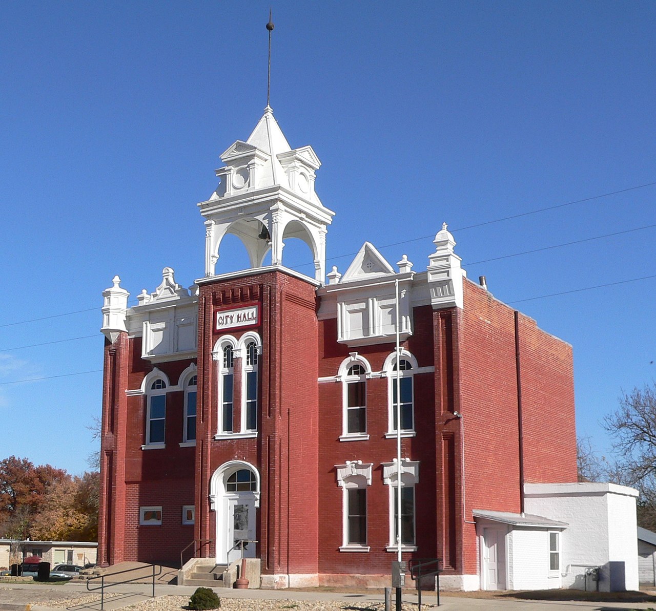 Haus and Hues in Tecumseh