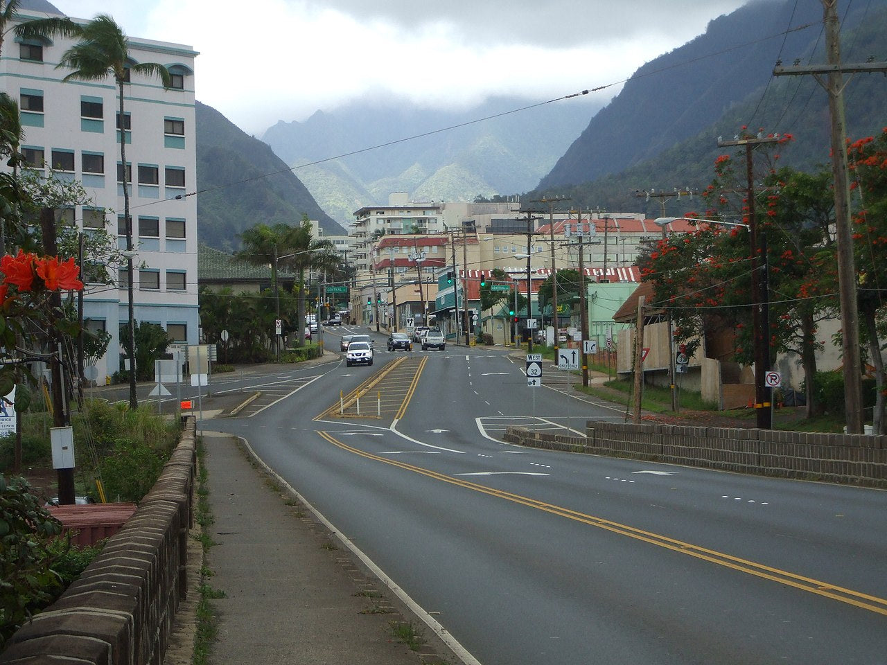 Haus and Hues in Wailuku