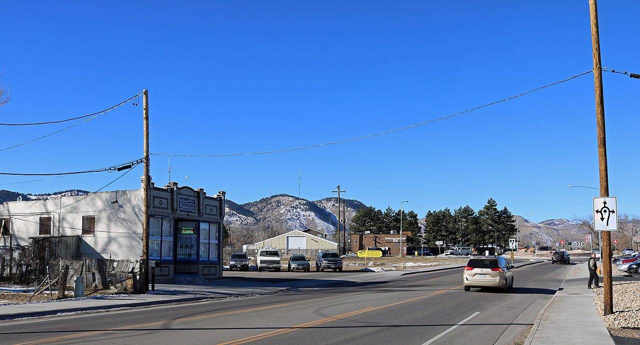 Haus and Hues in West Pleasant View