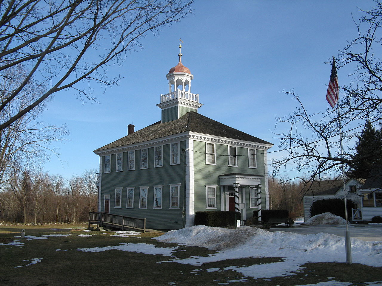 Haus and Hues in Westford