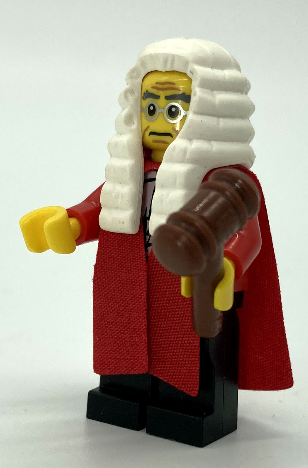 Series 09 - Judge