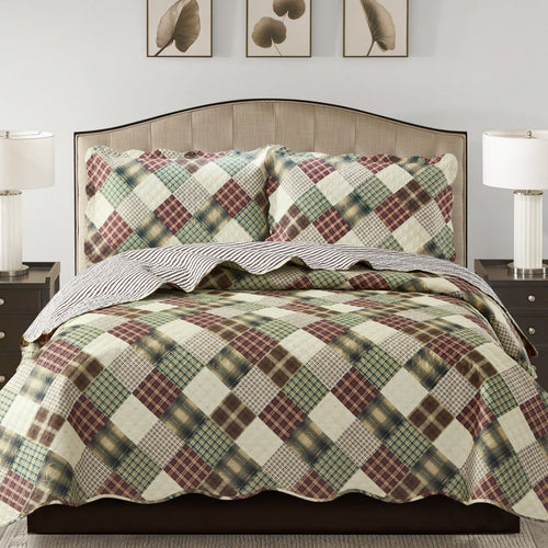 Sherry - 3 Piece - Solid Reversible Quilt Set - Red