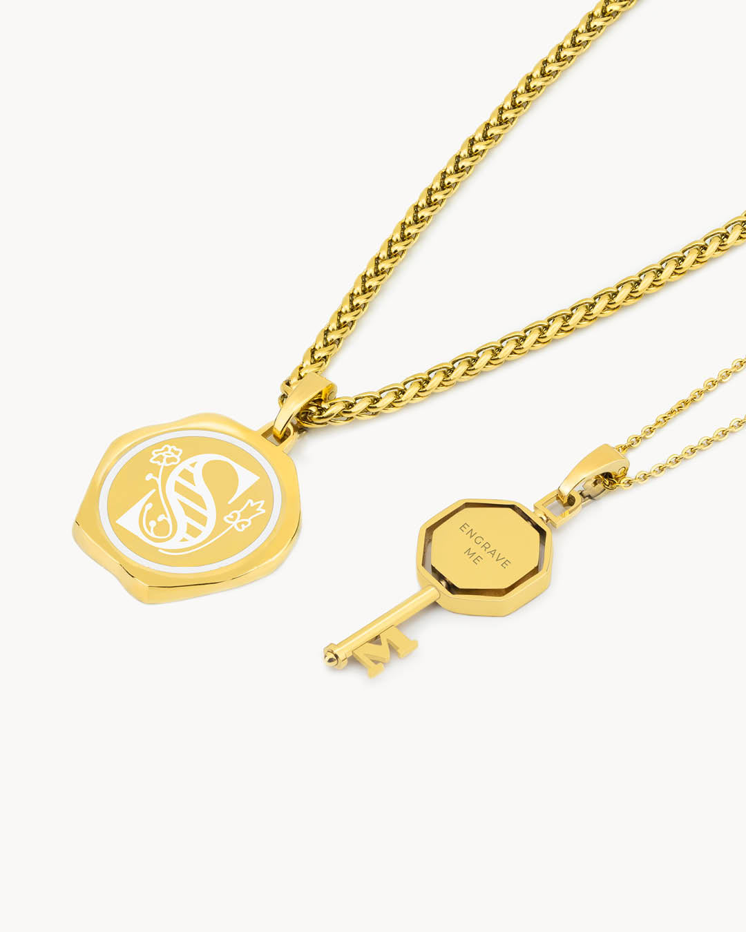 New Mum Siġill Initial with Engravable Muftieħ Necklace Set, Gold