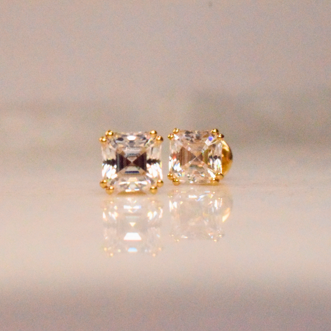Gilin Illusion Yellow and White Diamond Earrings with Jackets | White diamond  earrings, Princess cut diamond earrings, White gold diamond earrings