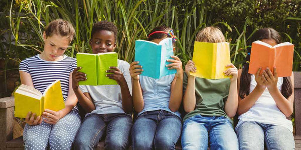 5 children reading colourful books